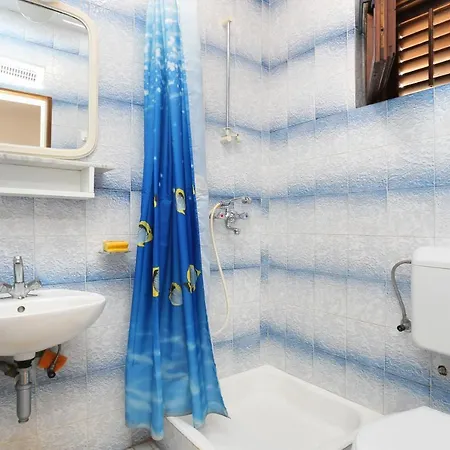 Appartamento Slatine 13298e Traù