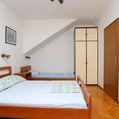 Apartman Slatine 13298e *