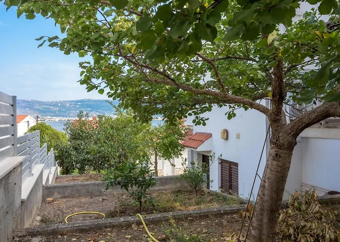 Slatine 13298e Trogir