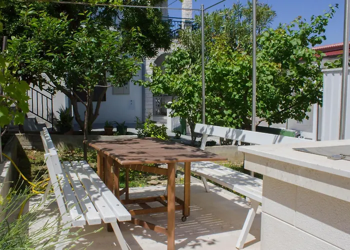 Slatine 13298e * Trogir